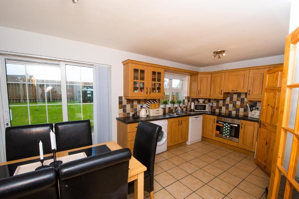 Дома для отпуска Beautiful Three Bedroom home in Bundoran Бандоран-77